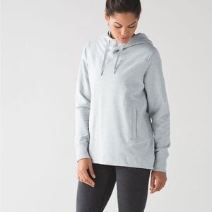 Lululemon Athletica Split Pullover in Heathered Light Grey/Seal Grey